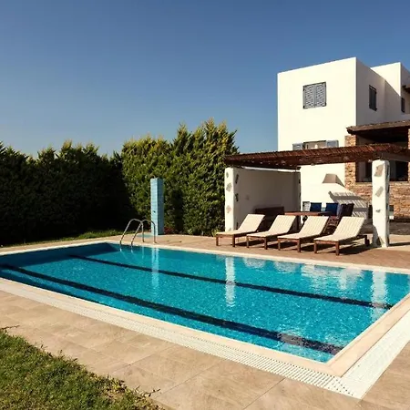 וילה Tou Panteli